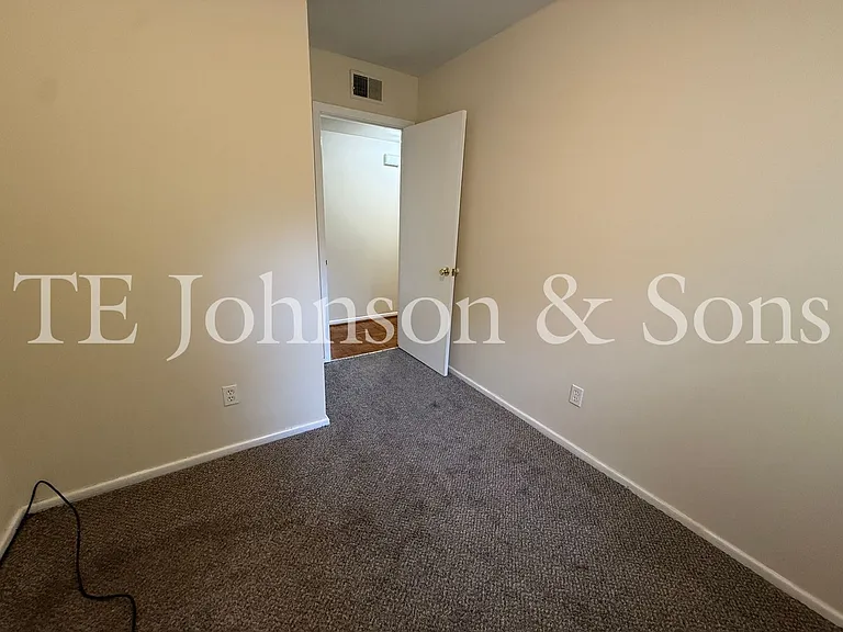 4218 S Jasmin Ct — Photo 21
