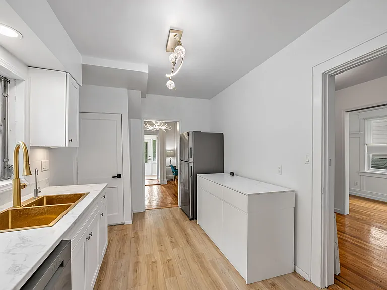 133 Highwood Ave — Photo 18