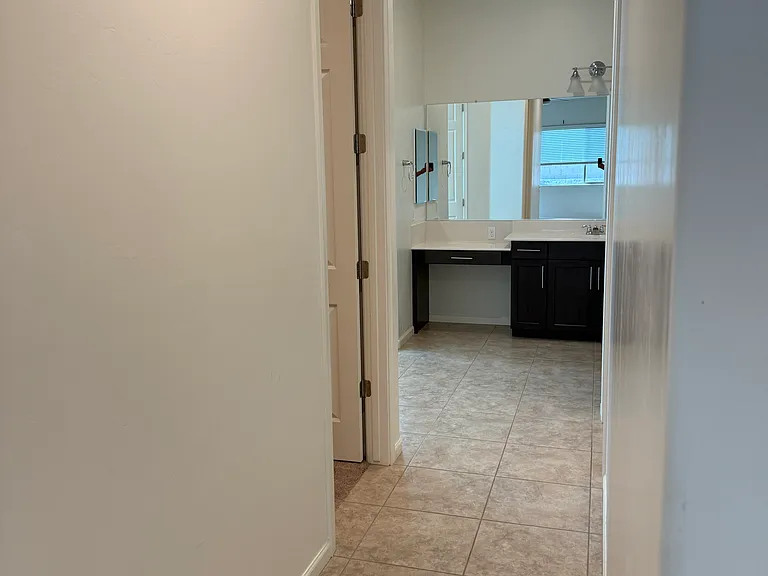 1646 W Aristides St — Photo 34