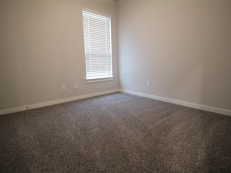 25504 Starling Ln — Photo 21