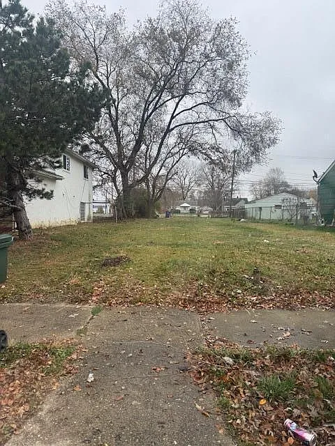 2362 McGuffey Rd photo 1