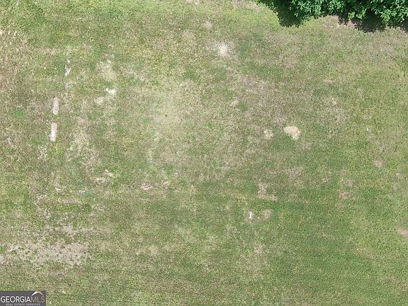 3rd image of 375 Shannon Rd NE