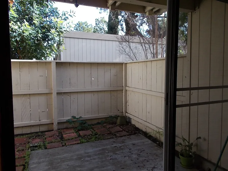 936 Kiely Blvd #J — Photo 12
