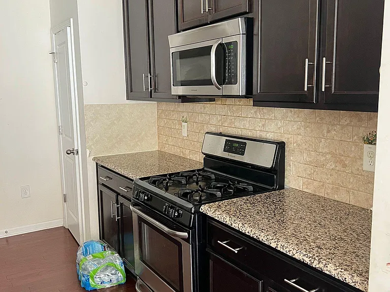 429 Durants Neck Ln — Photo 17