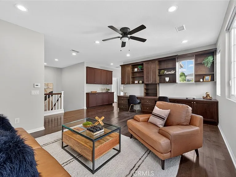 20800 Campania Ln — Photo 30
