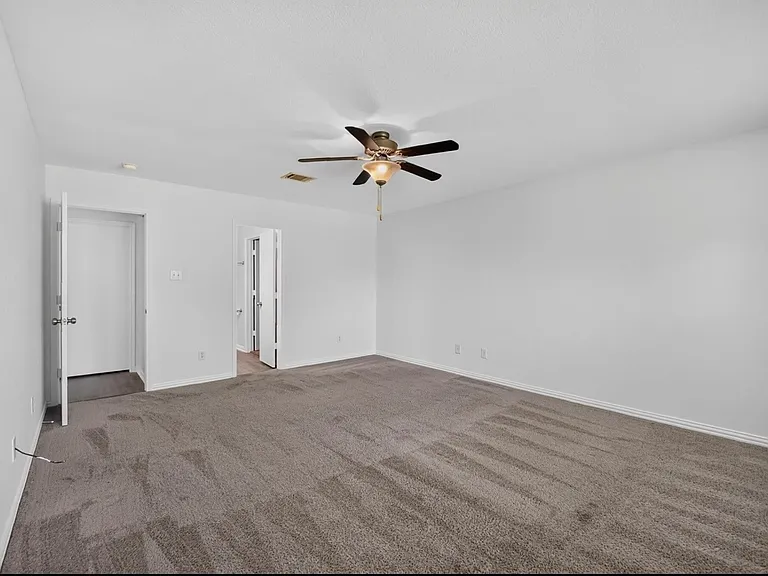 9605 Woodrow Wilson Dr — Photo 6
