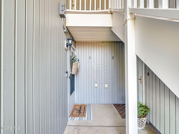 5th image of 502 Harding Road #3
