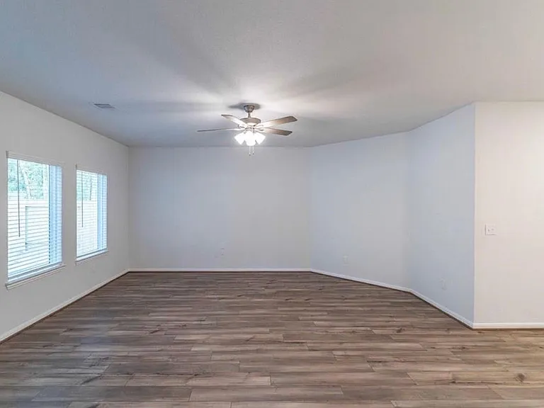 14397 High Hill Dr — Photo 12