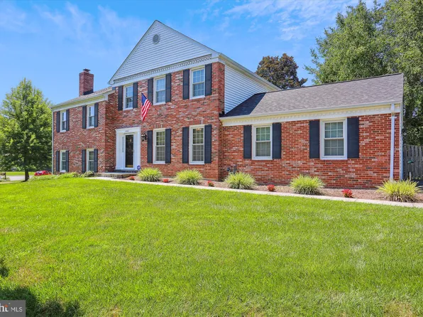 4501 Thornhurst Dr, Olney, MD 20832