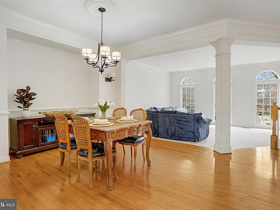 4th image of 7044 Mundy Point Ct
