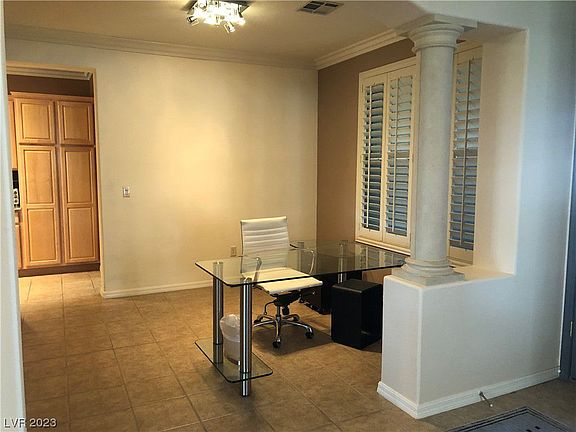 5th image of 10439 Luna Magico Ave
