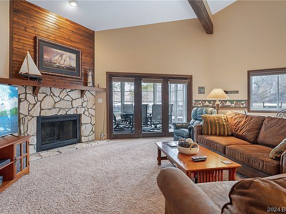 2nd image of 198 Bentwood Ct #198
