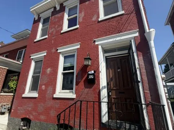 57 E North St, Carlisle, PA 17013