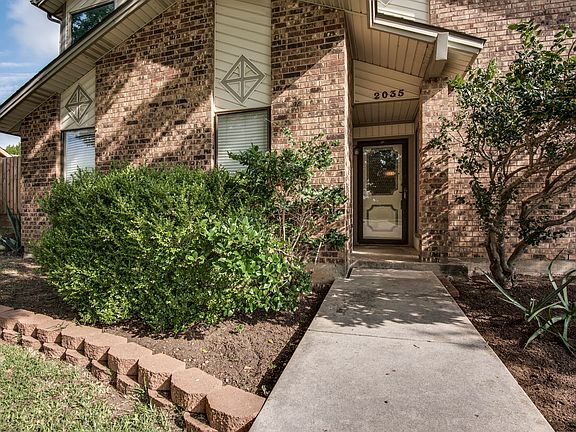 3rd image of 2035 E Branch Hollow Dr
