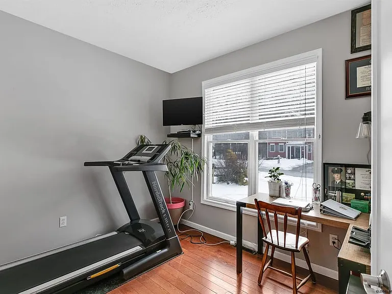 34 Thistle Dr — Photo 6
