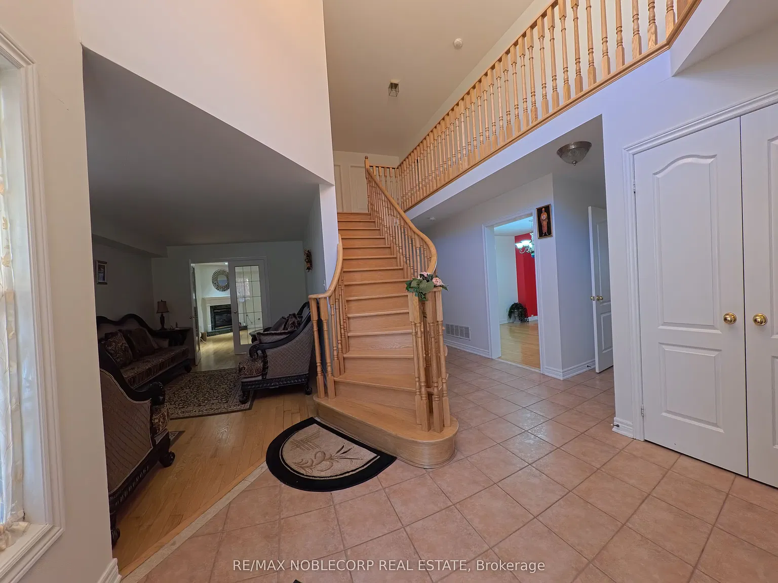 4 bed, $3,400 — Photo 4