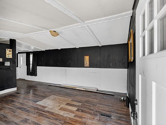 2nd image of 285 George Akins Rd