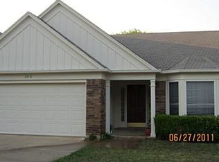 2516 Harvest Moon Dr, Fort Worth, TX 76123