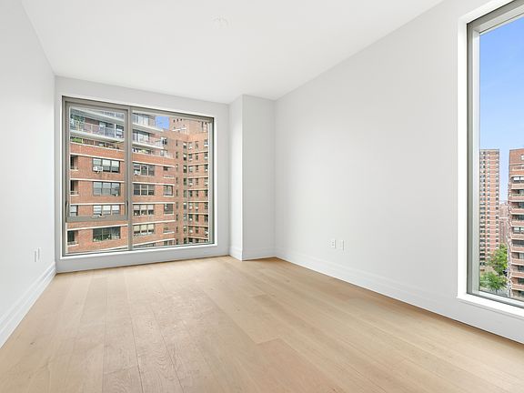 5th image of 222 E Broadway #16B