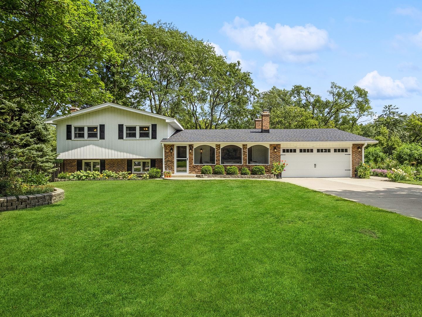 125 S Deerpath Rd, Barrington, IL 60010 Zillow
