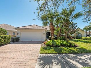 5821 Girona Pl, Sarasota, FL 34238