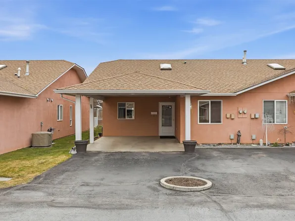 1285 14th St #41, Kamloops, BC V2B 8K9