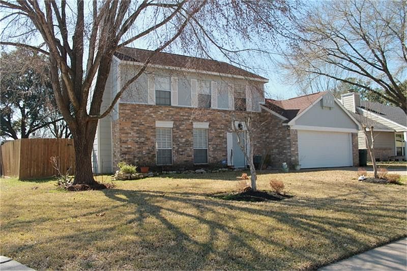 1st image of 18003 Holly Forest Dr
