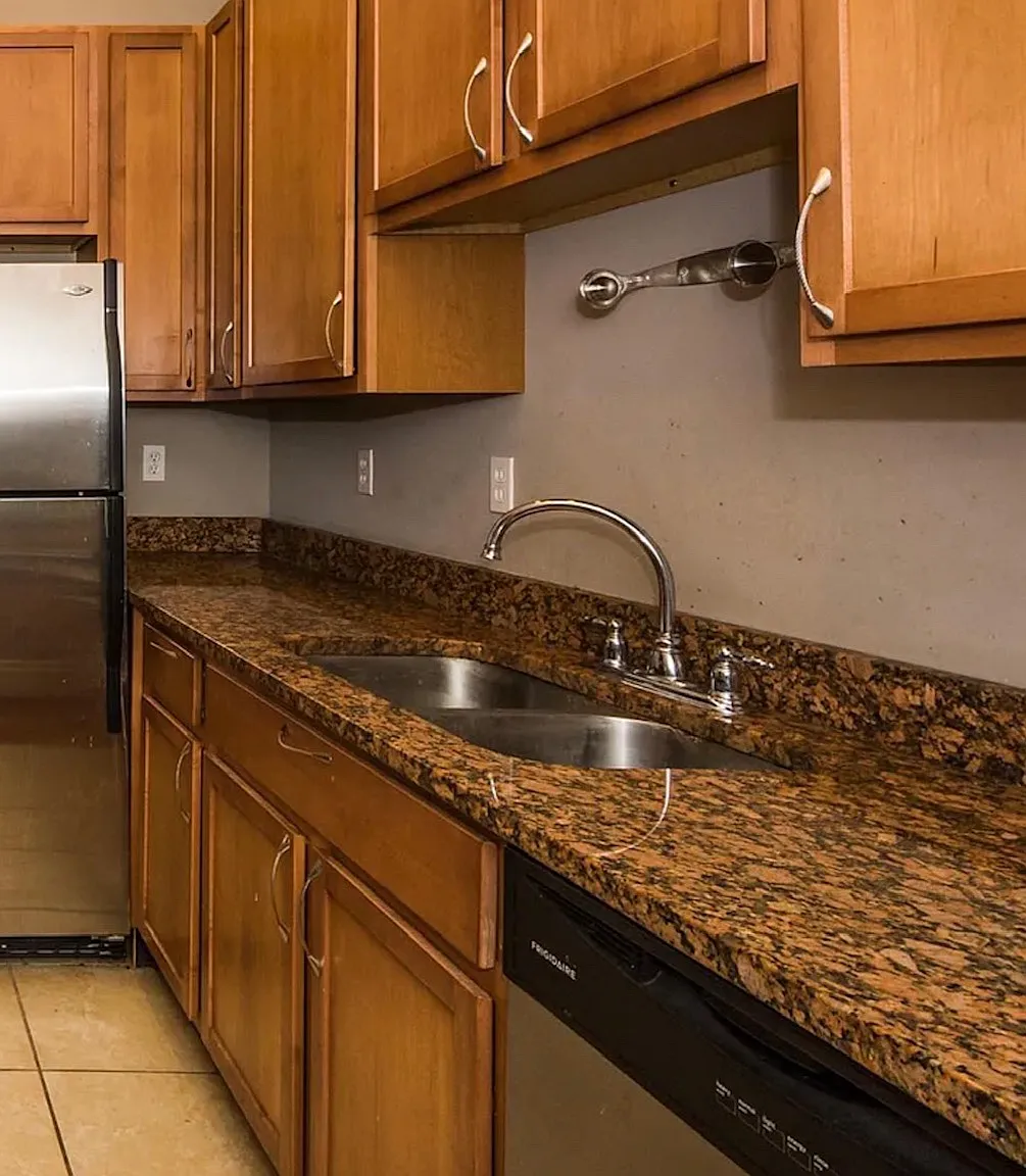 3 bed, $1,650 — Photo 4