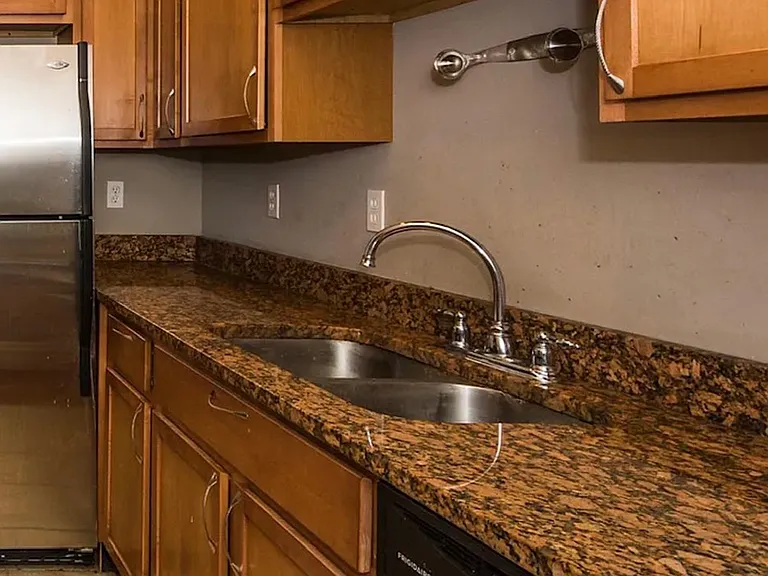 904 N Charles St #3 — Photo 4