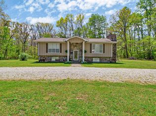 116 Joel Reagan Ln, Jamestown, TN 38556
