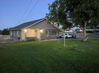 1761 Selah Loop Rd, Selah, WA 98942