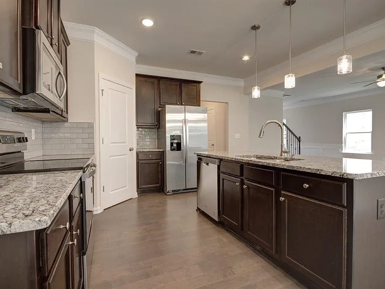 4578 Grenadine Cir — Photo 5