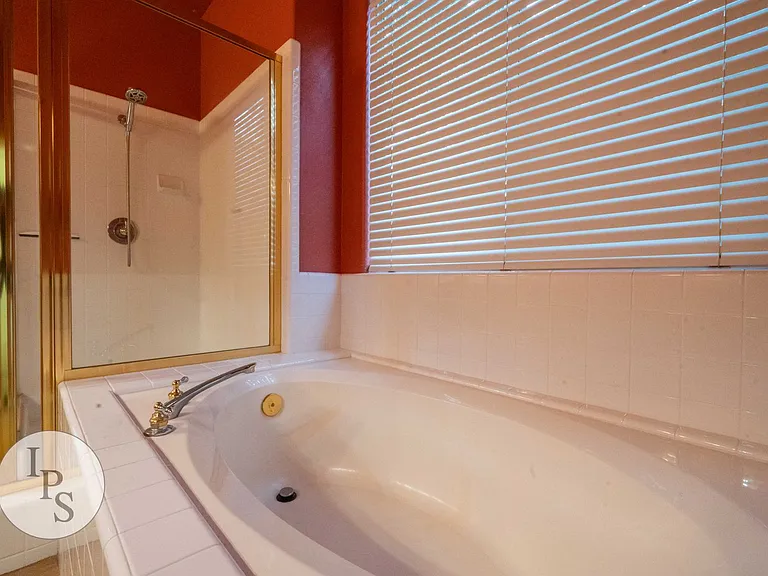 1891 E Oak Haven Dr — Photo 23
