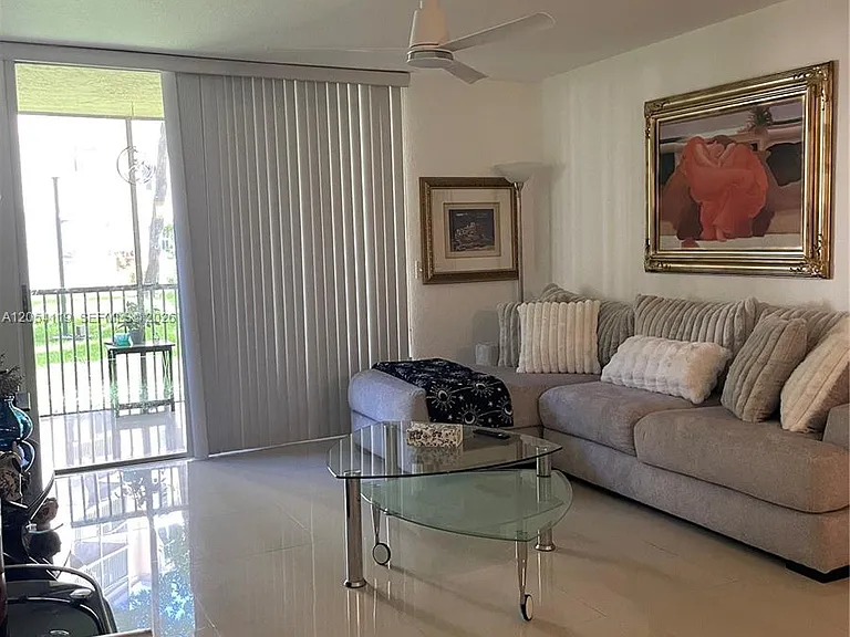 8225 Lake Dr #104 — Photo 7