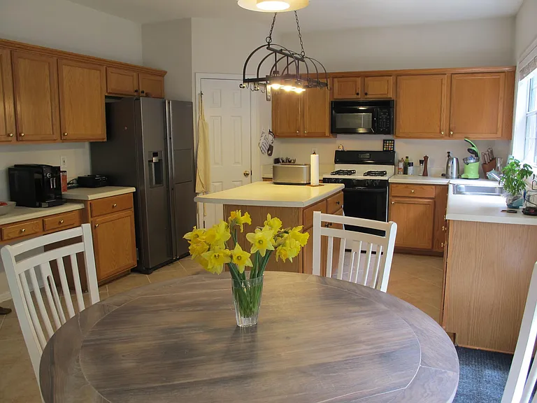 5136 Wellisford Ct — Photo 6