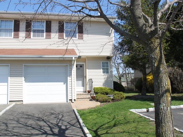 100 Woodlake Dr W