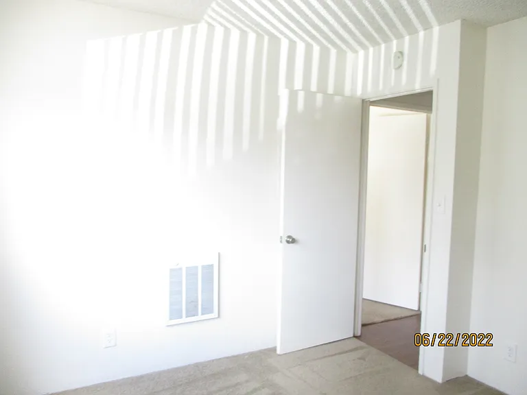 2114 Thomas Ave #2 — Photo 13