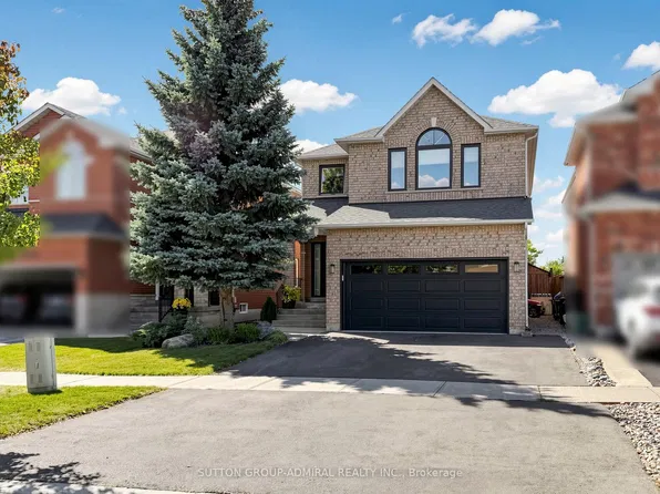 10 Silver Oaks Blvd, Vaughan, ON L4H 1X5