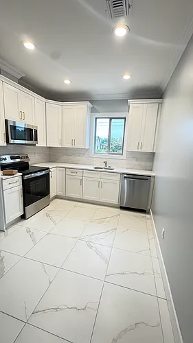 471 Stewart Ave #1 Photo 1