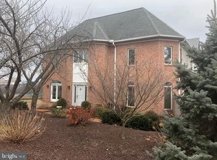 535 Bridgeview Dr, Lemoyne, PA
