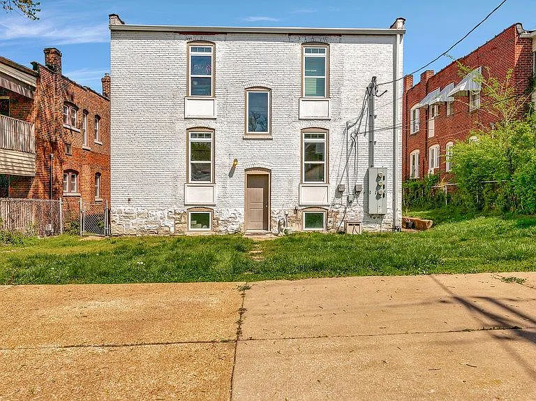 3908 McDonald Ave #1F — Photo 38