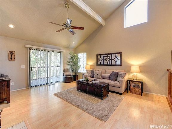 3rd image of 100 Wild River Ln