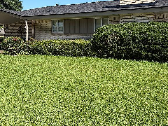 4th image of 2822 Compton Rd