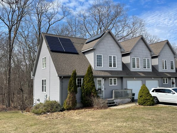 18 Misty Meadow Ln