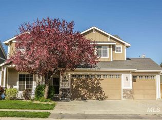 5305 N Fox Run Way, Meridian, ID 83642