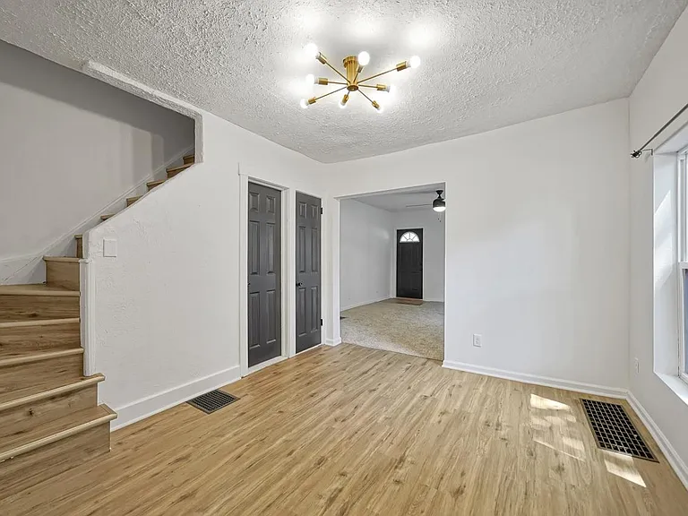 4209 Touzalin Ave — Photo 11
