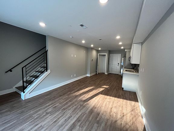 3rd image of 1412 Germantown Ave APT 4