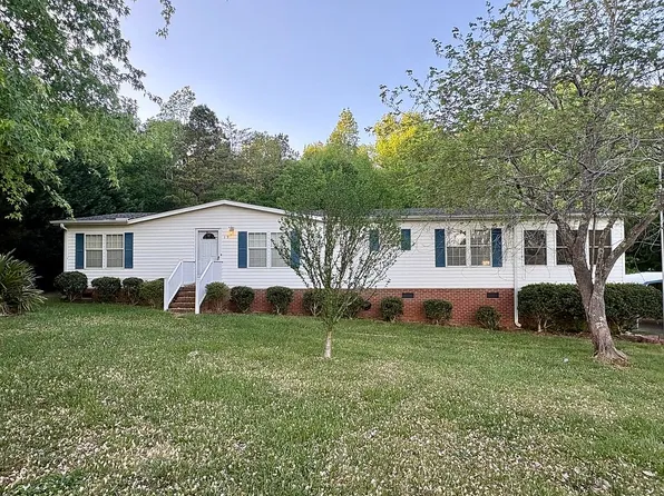 139 Kinsland Dr, Chesnee, SC 29323
