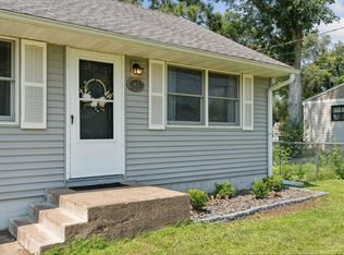 1850 Quinlan Ave S, Lakeland, MN 55043