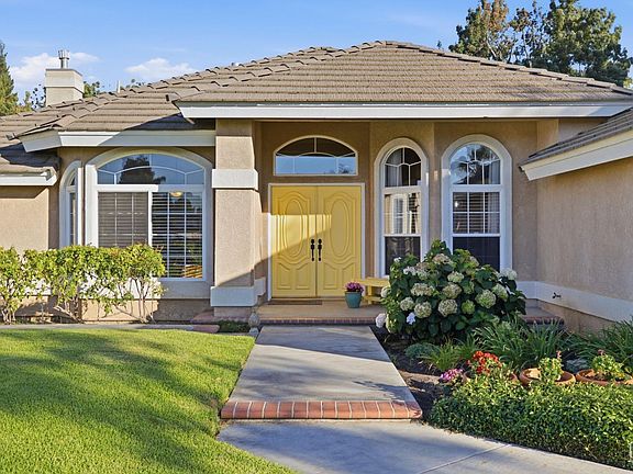 5th image of 15331 Mabel Ct